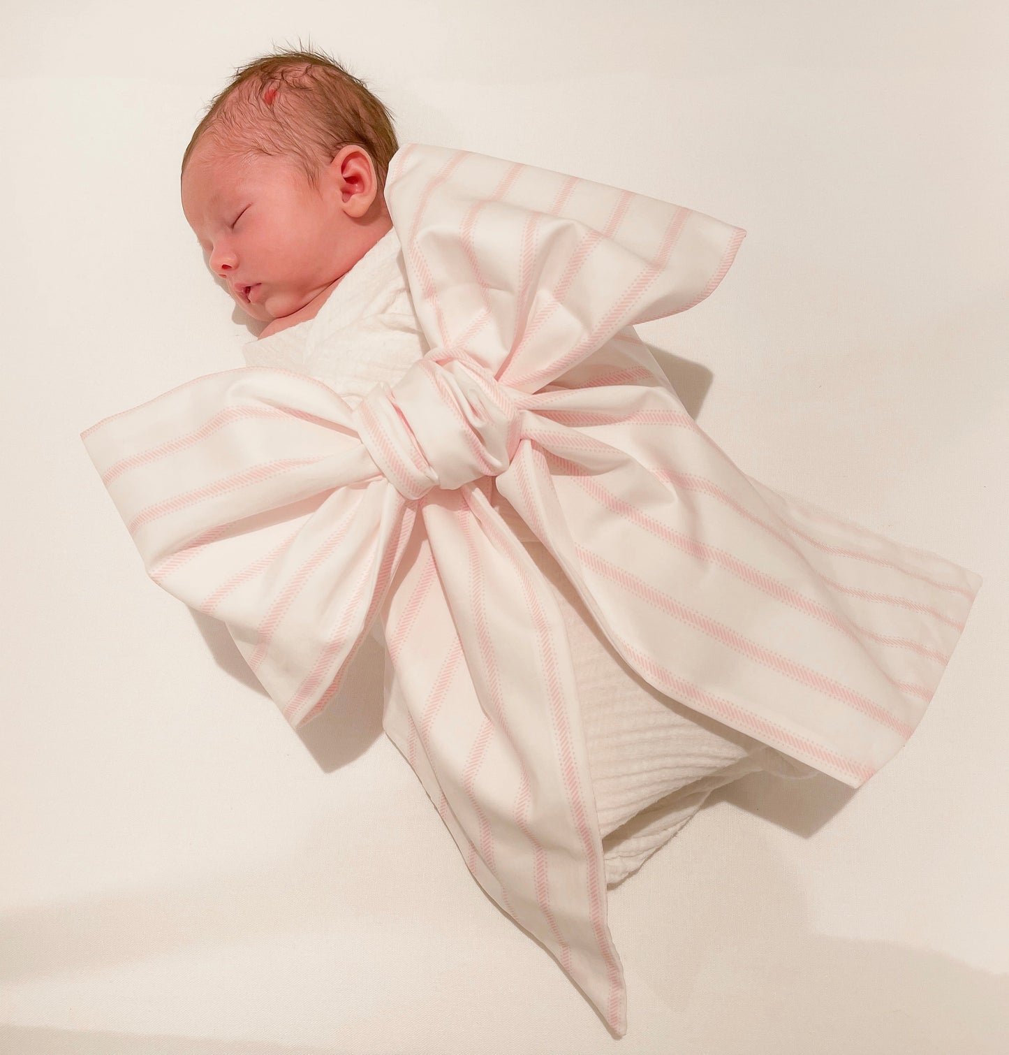 Swaddle Bows : Every Baby is a Gift!